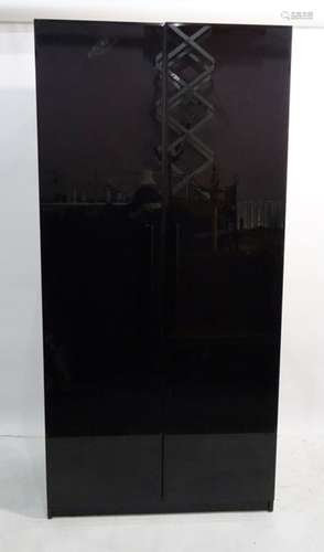 Modern two-door wardrobe in black polished mirror finish , 100cm x 208cm