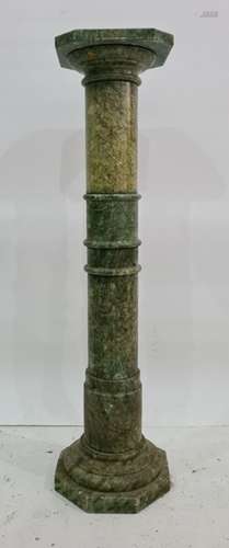 Possibly Victorian green marble plant stand with octagonal top, turned column, stepped base, 101.