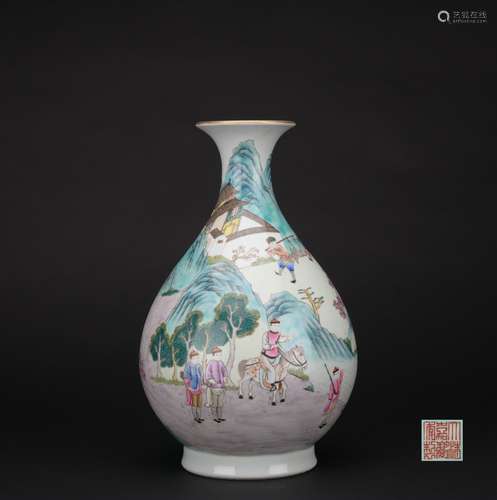 Qing dynasty famille rose bottle with flowers pattern