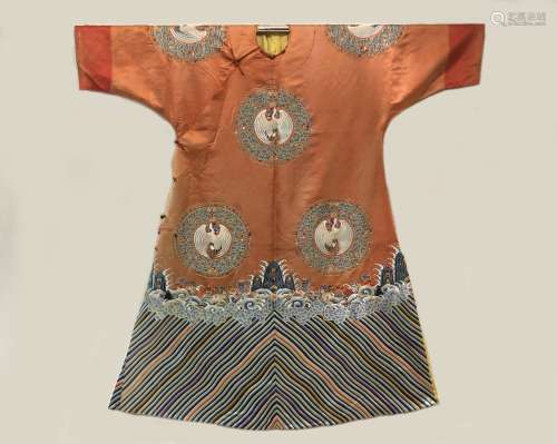 Qing dynasty embroidery robe