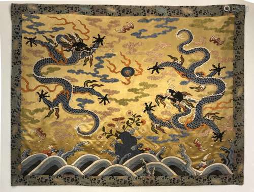 Qing dynasty cloud-pattern brocade dragon