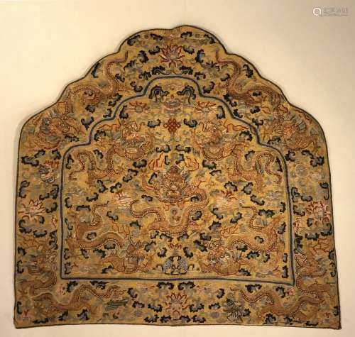 Qing dynasty embroidery backrest with dragon pattern
