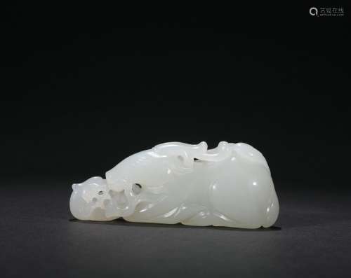 Qing dynasty jade beast ornament