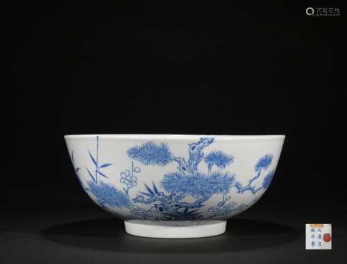 Qing dynasty blue and white bowl with flowers pattern