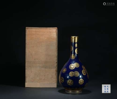 Qing dynasty purple gold glaze bottle