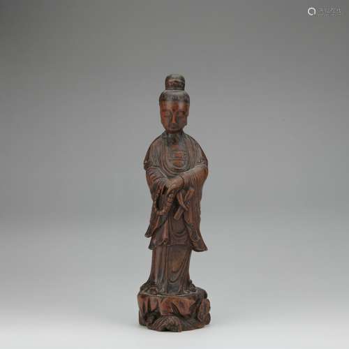 Qing dynasty eaglewood statue of Gwan yin