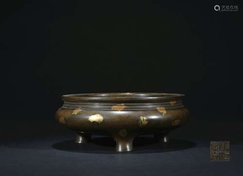 Qing dynasty bronze incense burner