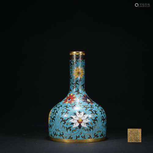 Qing dynasty cloisonne bottle with flowers pattern