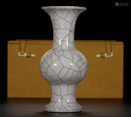 A GE GLAZE VASE