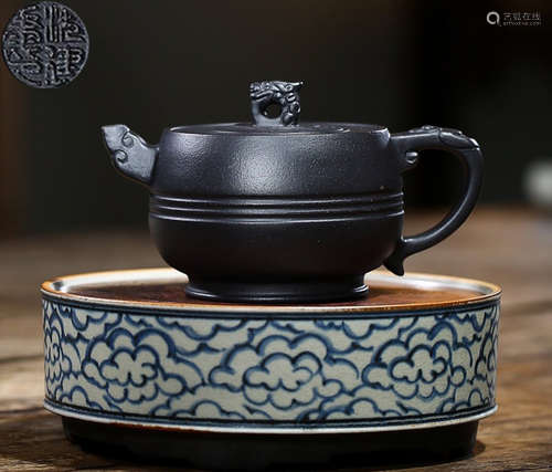 A BLACK ZISHA POT MADE BY SHENJIANKANG