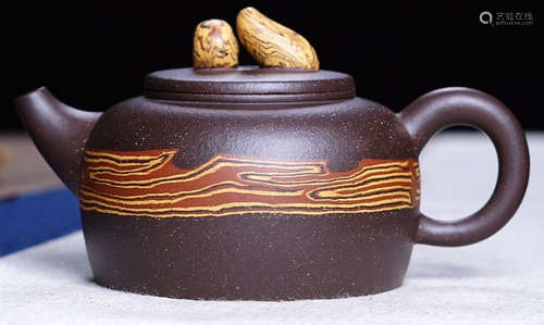 A ZISHA POT MADE BY SHIMEIPING