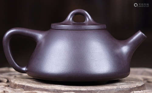 A ZISHA POT MADE BY ZHANGJIA