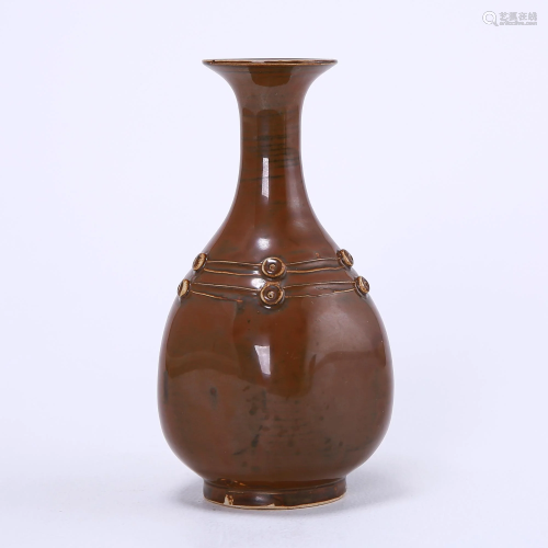 Ding kiln sauce glaze with plastic pattern jade pot