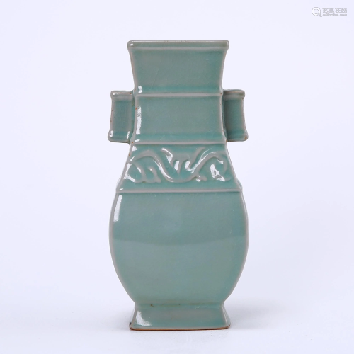 Ru kiln sky celadon glaze square ear vase