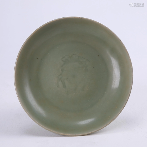 Longquan Kiln Celadon Plate with Deer Pattern