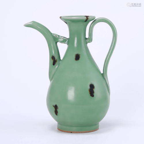 Longquan Kiln Celadon Dot Color Holding Pot