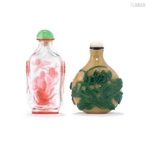 Two overlay decorated glass snuff bottles  18th/19th century