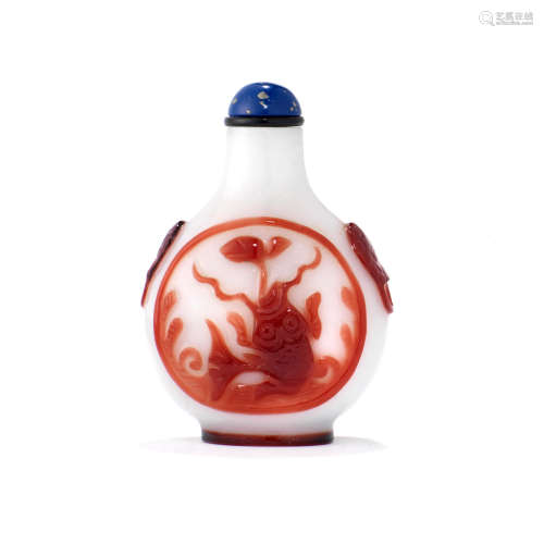A red overlay white glass snuff bottle  1750-1850
