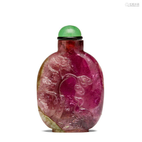 A pink tourmaline snuff bottle  Late Qing/Republic period