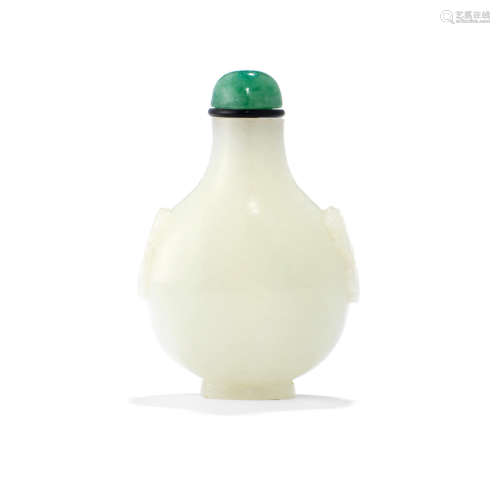 A white jade snuff bottle  1750-1820