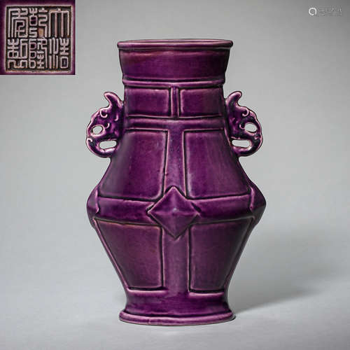 CHINESE ANCIENT MONOCHROMATIC GLAZED AMPHORA