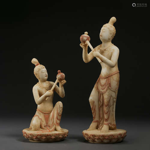 A GROUP OF ANCIENT CHINESE WHITE MARBLE CARVED DANCERS