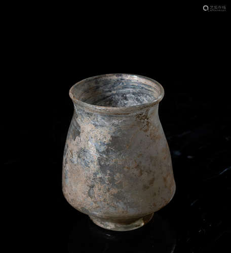 CHINESE TANG DYNASTY GLASS CUP