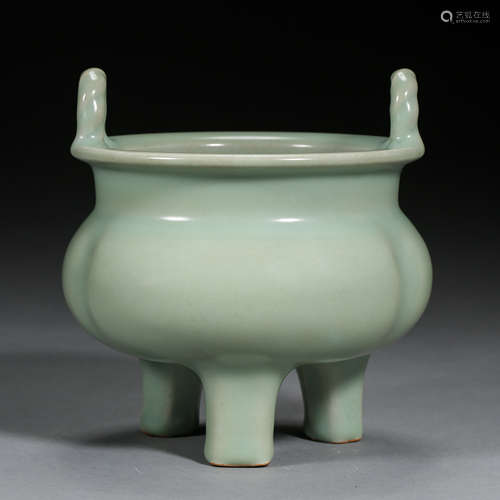 ANCIENT CHINESE CELADON CENSER