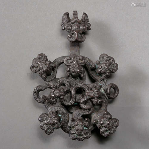 SMALL ANCIENT CHINESE STERLING SILVER BELT HOOK