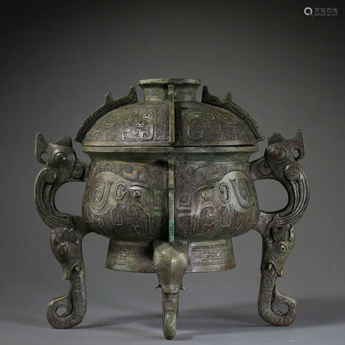 ANCIENT CHINESE BRONZE TRIPOD CONTAINER