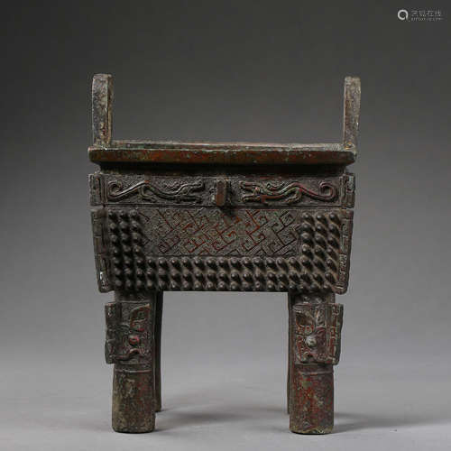 ANCIENT CHINESE BRONZE SMALL TRIPOD DING