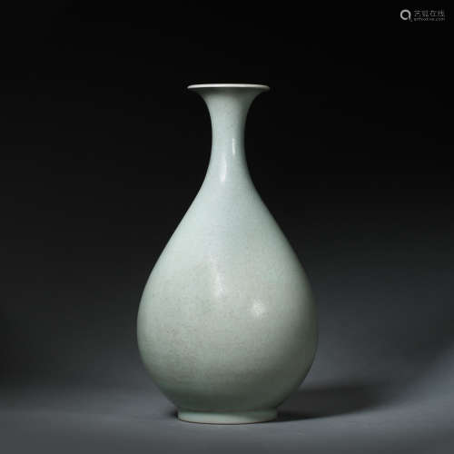 CHINESE NORTHERN SONG DYNASTY CELADON VASE