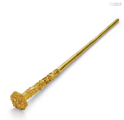 A gold hairpin with flower decoration, tongzan 12th-14th century