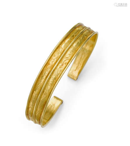 A gold bracelet, qianzhuo Liao dynasty