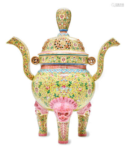 A YELLOW GROUND FAMILLE ROSE TRIPOD CENSER AND COVER Qianlong mark, Late Qing dynasty