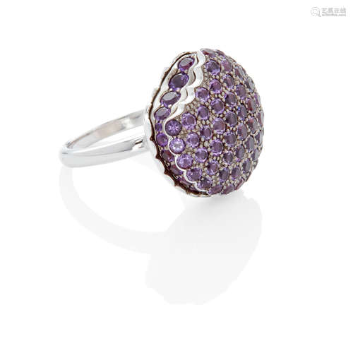 Boucheron: White Gold and Amethyst 'Tentation Macaron' Ring