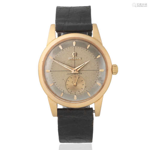 Omega. An 18K rose gold bumper automatic chronometer wristwatch Ref: 2519, Circa 1950