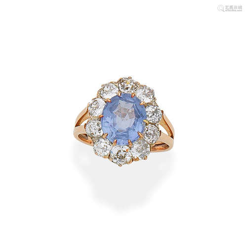 Sapphire and diamond cluster ring