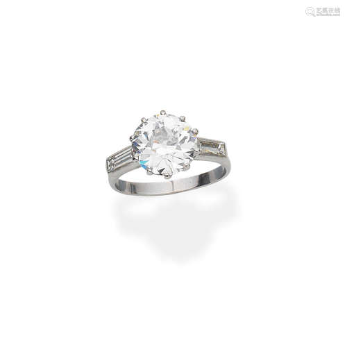 Diamond single stone ring