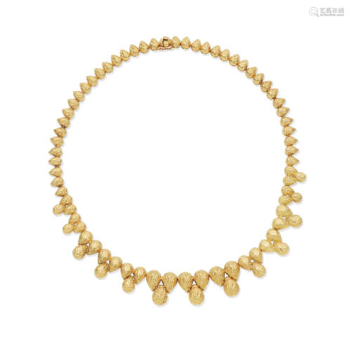 Chaumet: fancy-link necklace