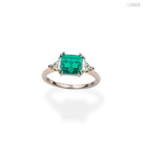 Emerald and diamond ring