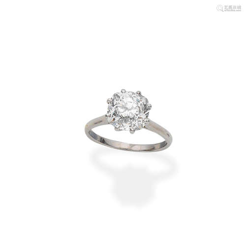 Diamond single-stone ring