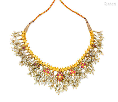 South Indian seed pearl and gem-set fringe necklace, 19th century