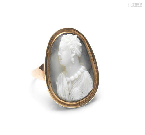 A hardstone cameo of a woman, 17th century