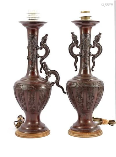 2 Oriental table lamp