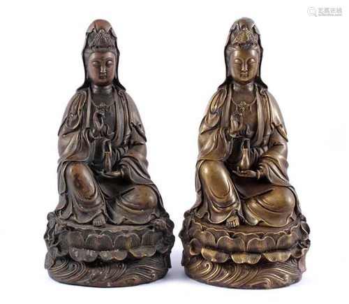 2 bronze Buddha statues