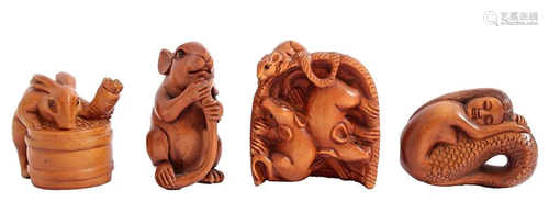 4 Oriental wooden netsuke's