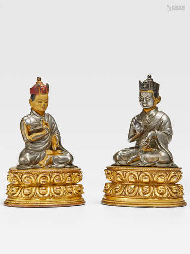 A PAIR OF SILVER AND GILT COPPER ALLOY FIGURES OF THE SEVENTH KARMAPA CHODRAK GYATSO AND THE FOURTH SHARMAPA CHOKYI DRAKPA TIBET, LATE 15TH/16TH CENTURY