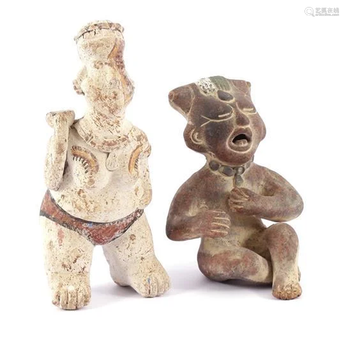 2 figurines, Peru