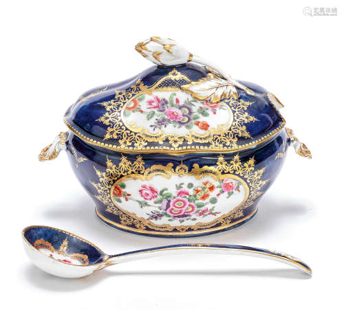 A Worcester sauce tureen, cover and ladle, circa 1770